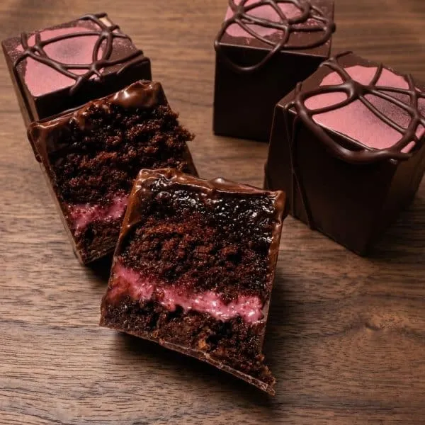 Rouge - Cake me Up. minikuchen Berries